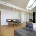 Luxury Waterfront Apartment