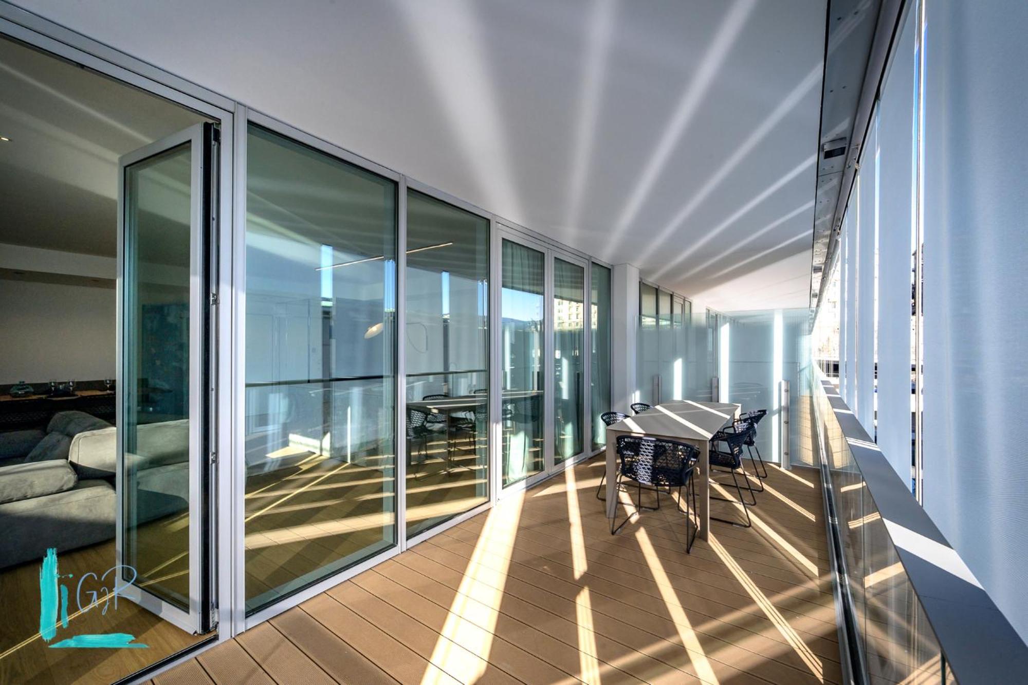 Luxury Waterfront Appartamento *