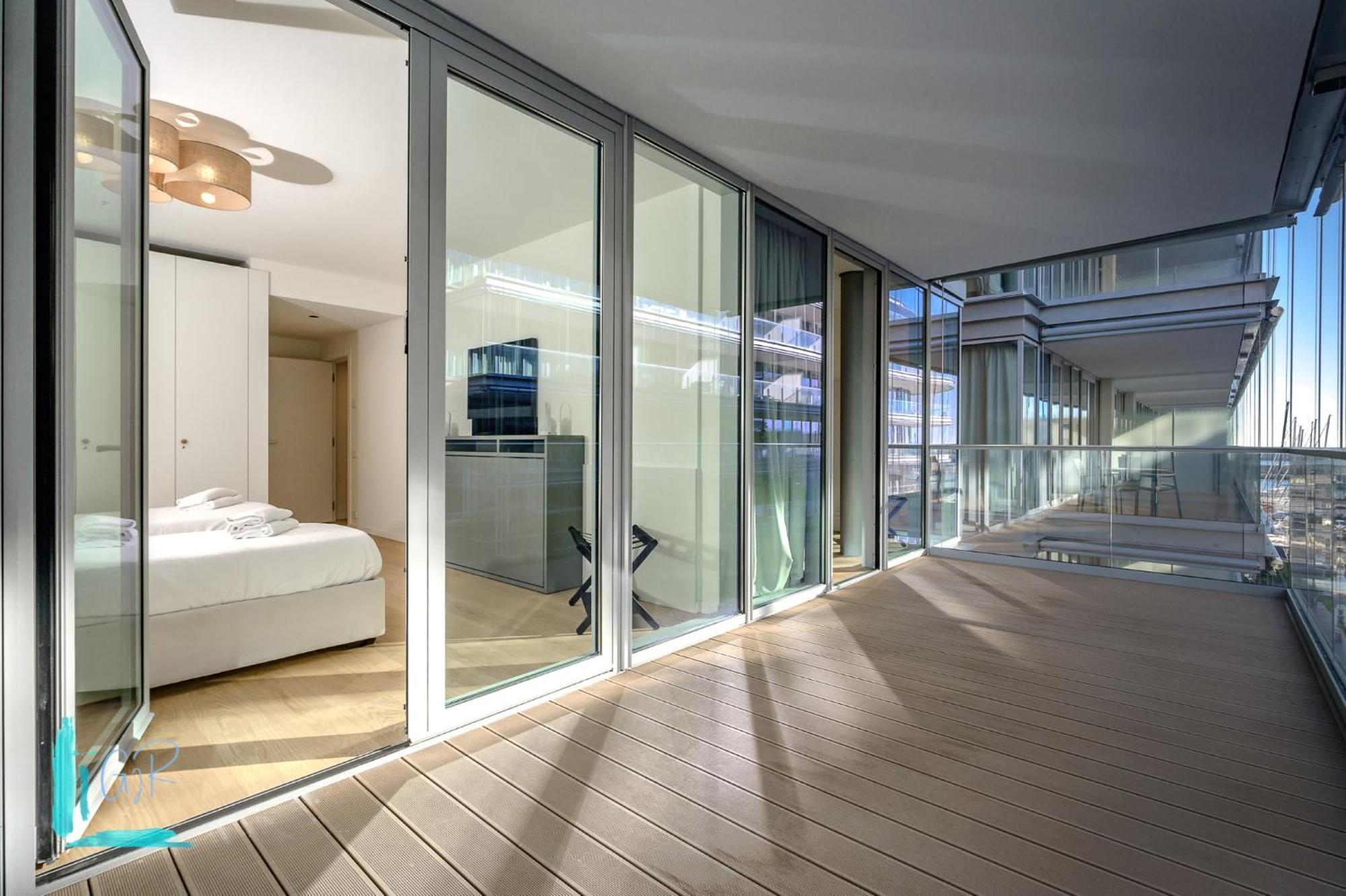 Luxury Waterfront Appartamento *